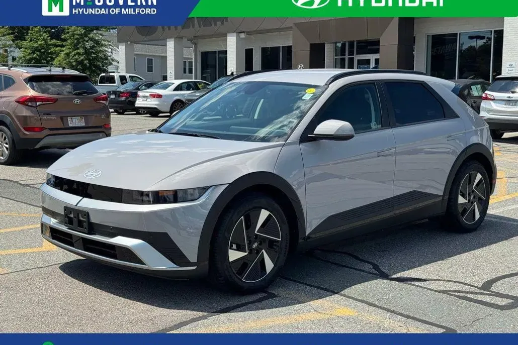 2025 Hyundai Ioniq 5 SEL photo 1