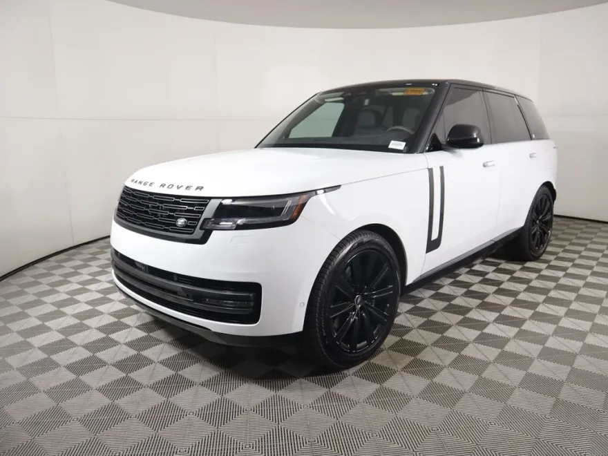 2025 Land Rover Range Rover SE photo 1