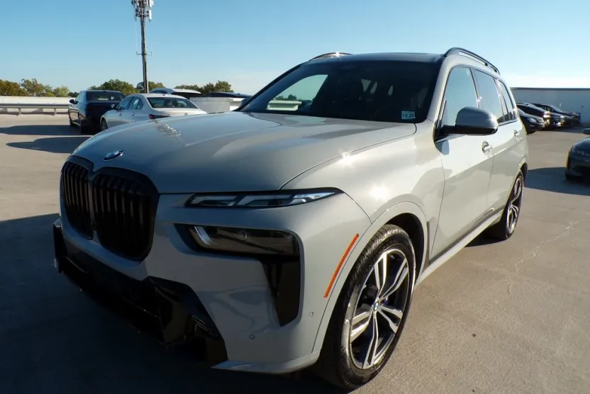 2023 Bmw X7 xDrive40i photo 1