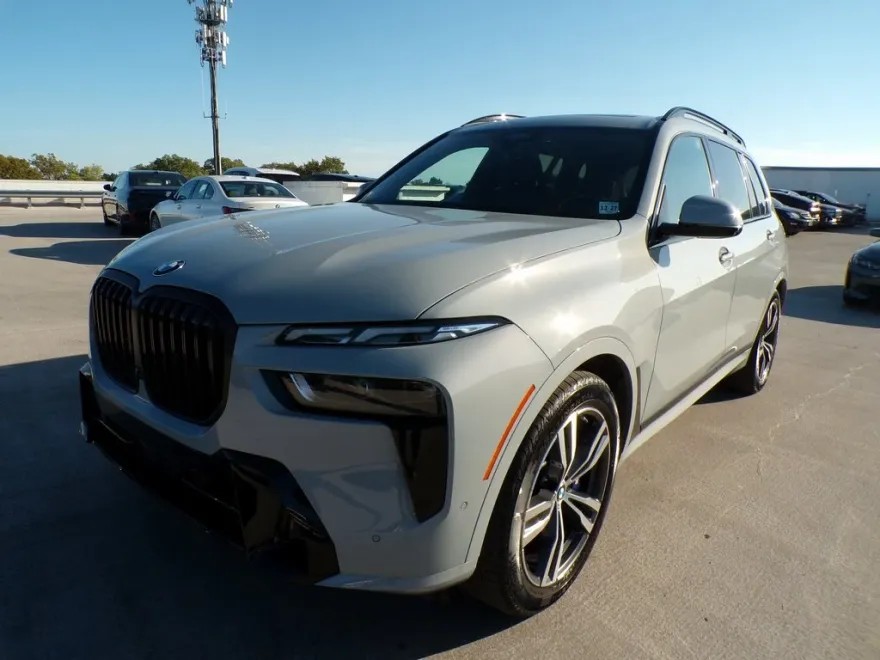 2023 Bmw X7 xDrive40i photo 1