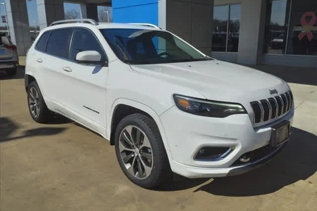 2019 Jeep Cherokee Overland photo 1