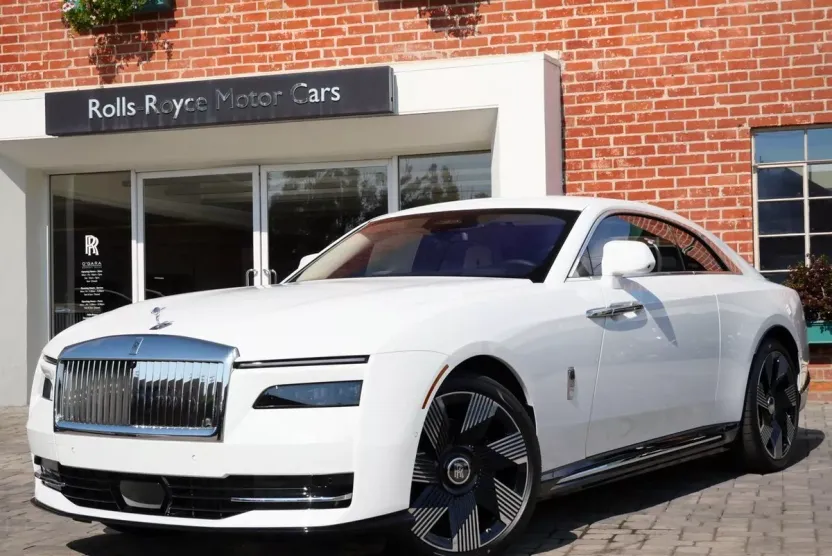 2025 Rolls Royce Spectre photo 1