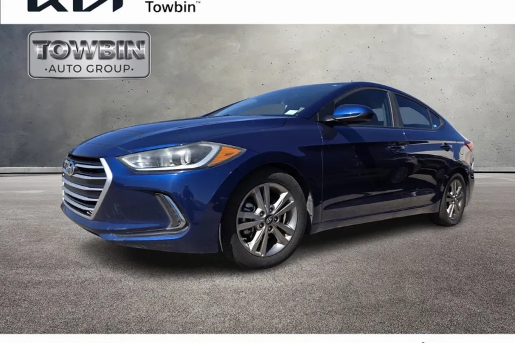 2017 Hyundai Elantra Value Edition photo 1
