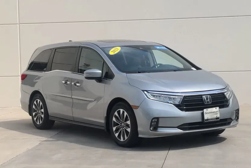 2021 Honda Odyssey EX-L photo 1