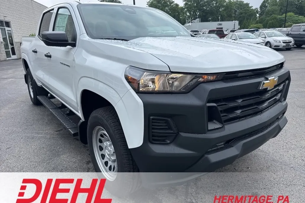 2025 Chevrolet Colorado Work Truck photo 1
