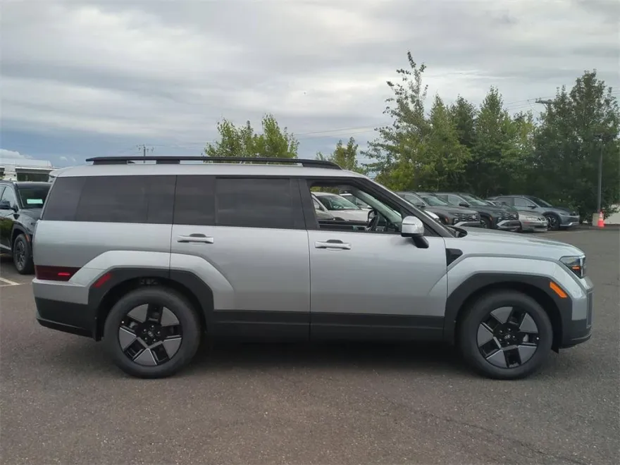 2026 Hyundai Santa Fe SEL photo 1