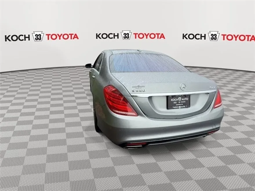 2015 Mercedes Benz S 550 4MATIC photo 1