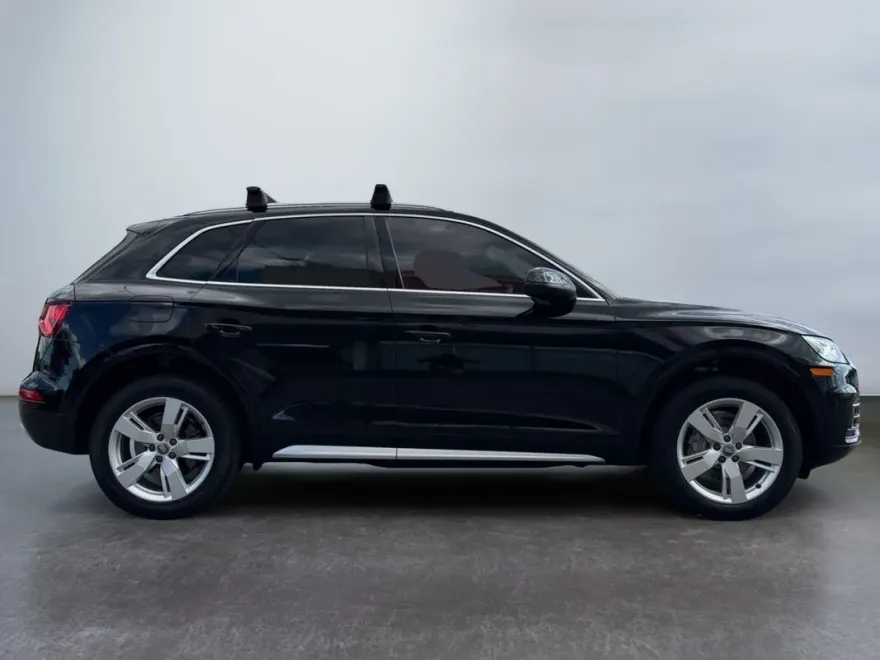 2019 Audi Q5 Premium Plus 45 TFSI photo 1