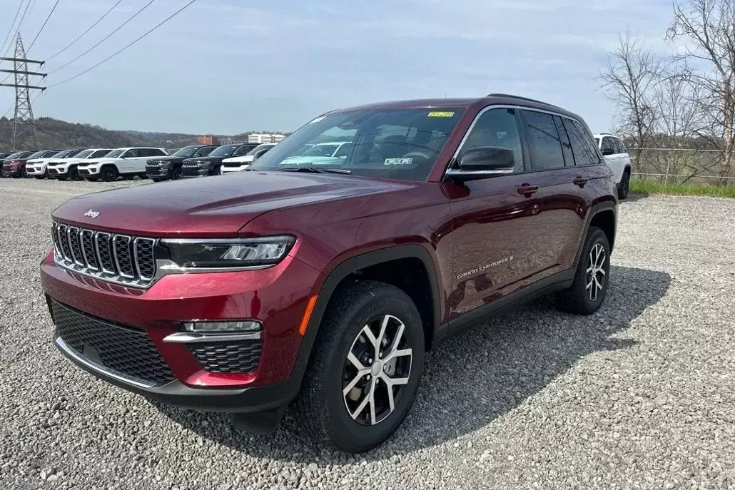 2025 Jeep Grand Cherokee Limited photo 1