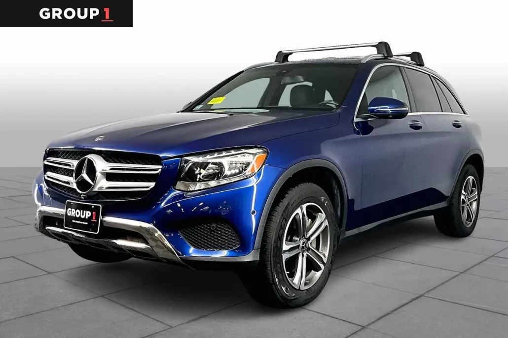 2017 Mercedes Benz GLC 300 4MATIC photo 1