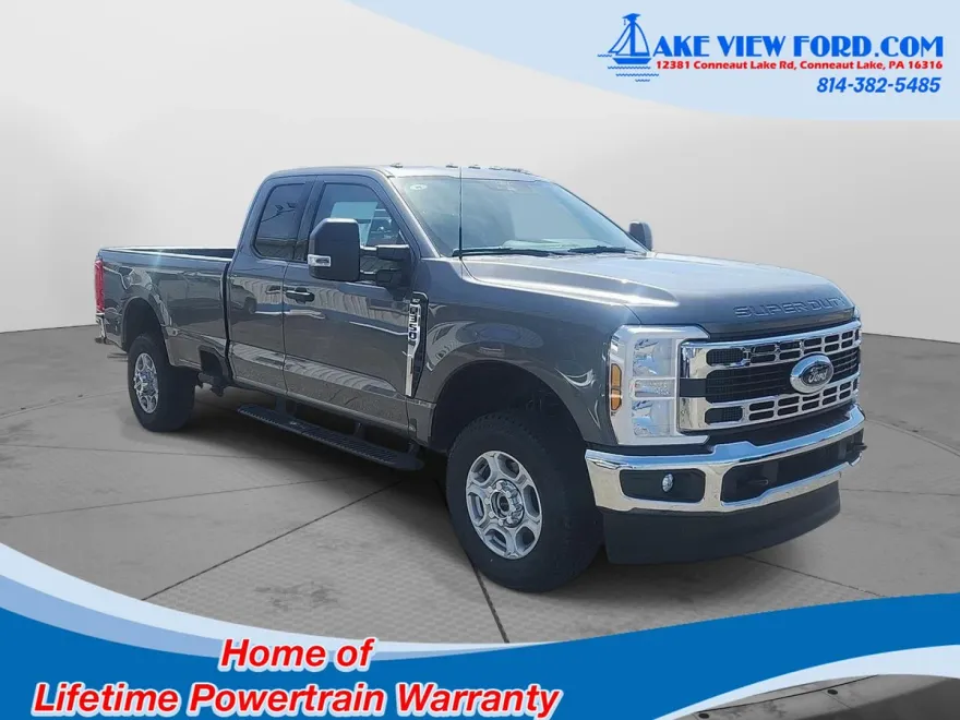 2025 Ford F-350 XLT photo 1