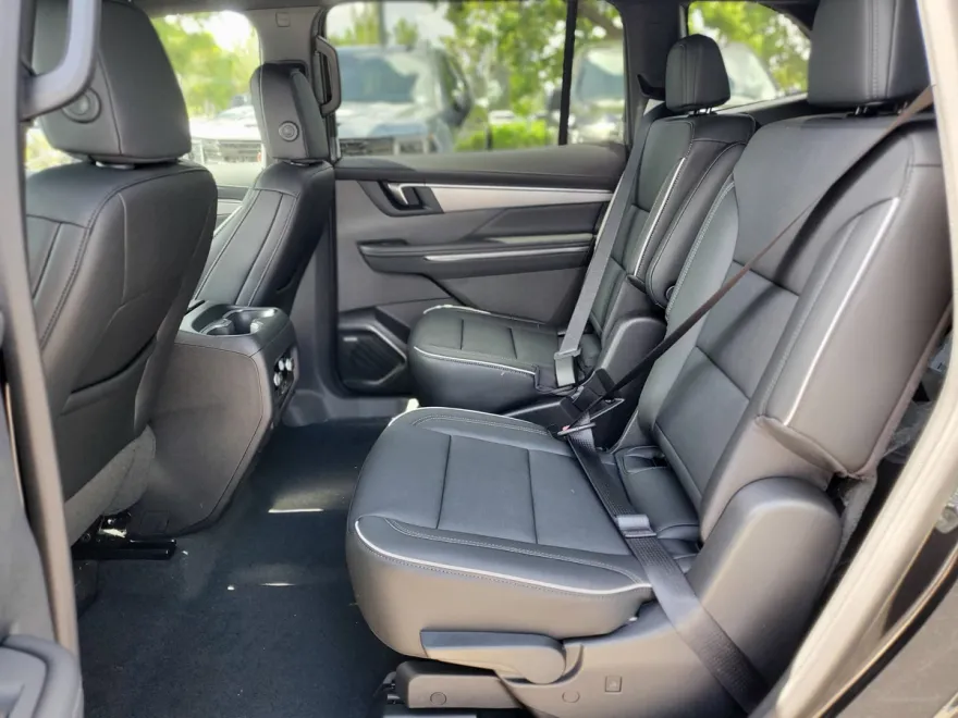 2026 Buick Enclave Preferred photo 1