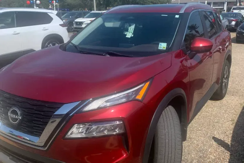 2023 Nissan Rogue SV photo 1