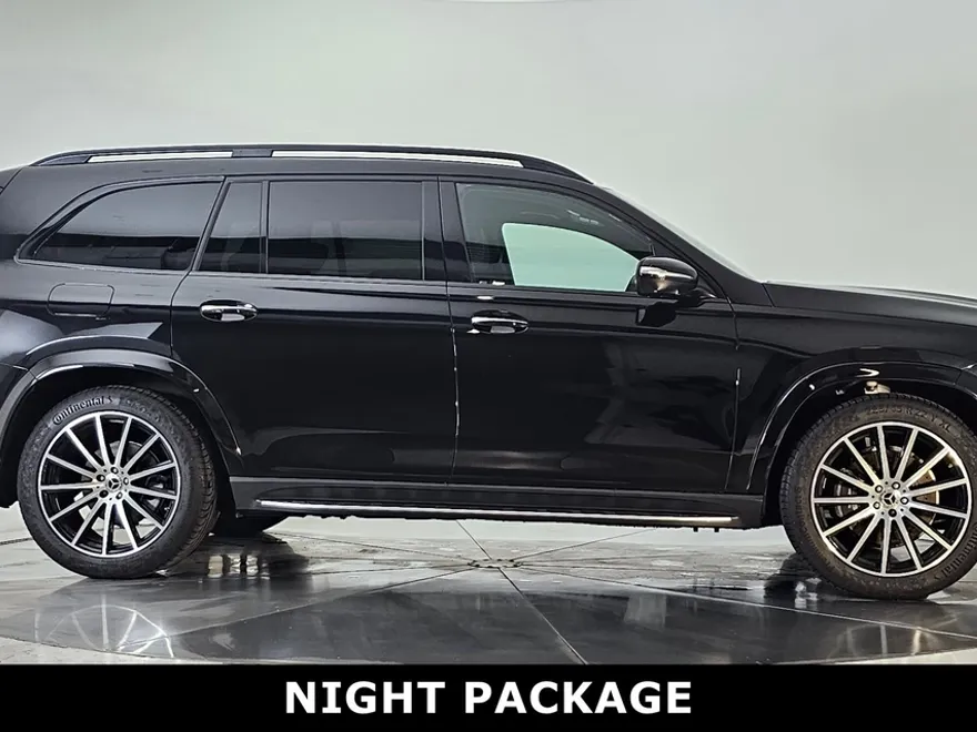 2024 Mercedes Benz GLS 450 4MATIC photo 1