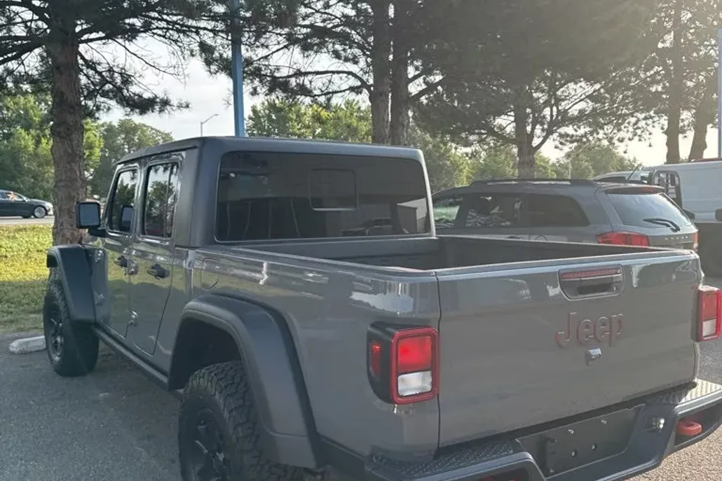 2021 Jeep Gladiator Mojave photo 1