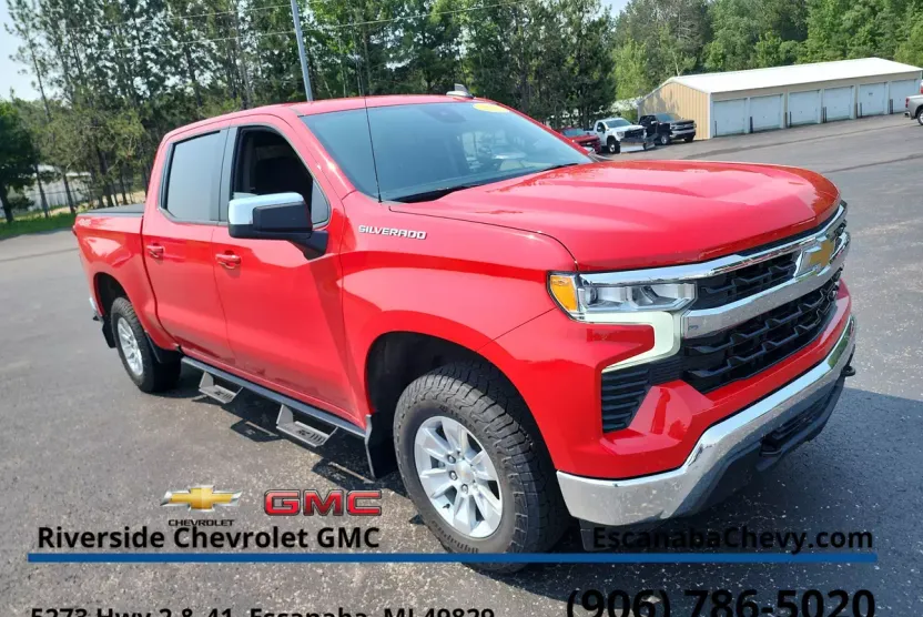 2022 Chevrolet Silverado 1500 LT photo 1