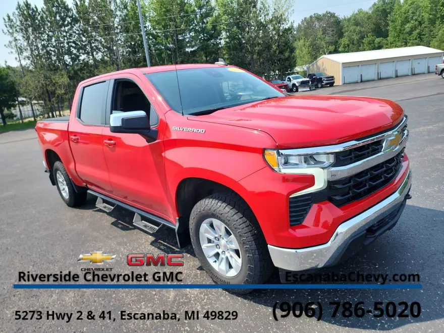 2022 Chevrolet Silverado 1500 LT photo 1