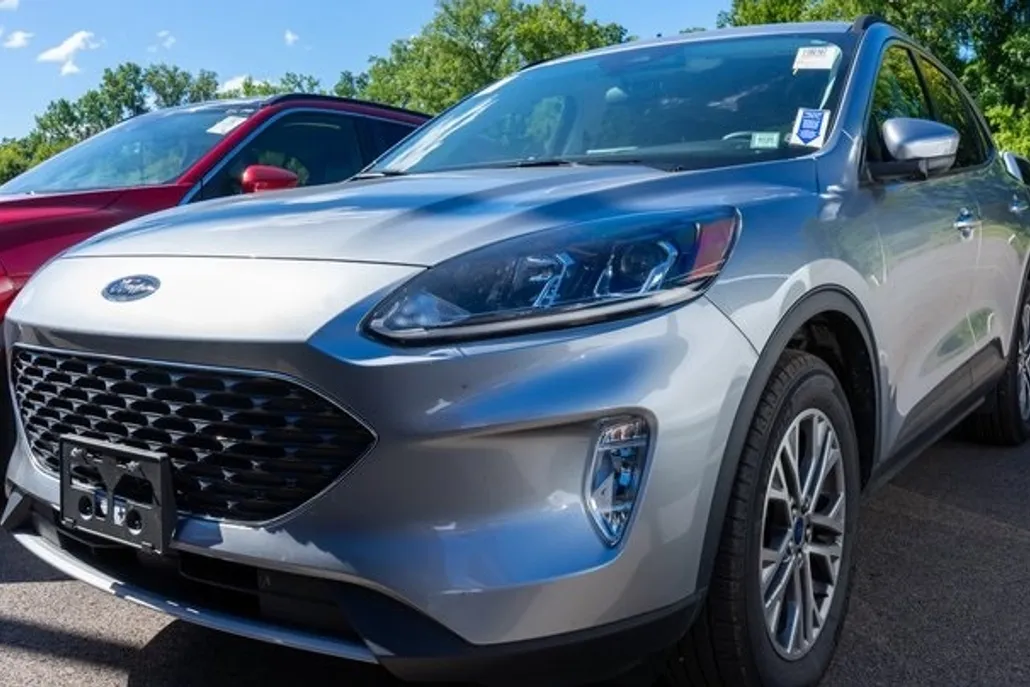 2022 Ford Escape SEL photo 1