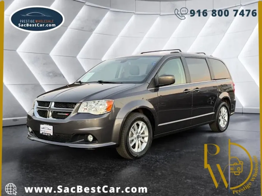 2020 Dodge Grand Caravan SXT photo 1