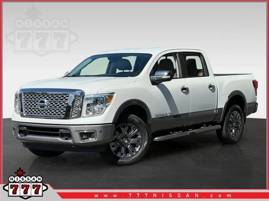 2019 Nissan Titan Platinum Reserve photo 1