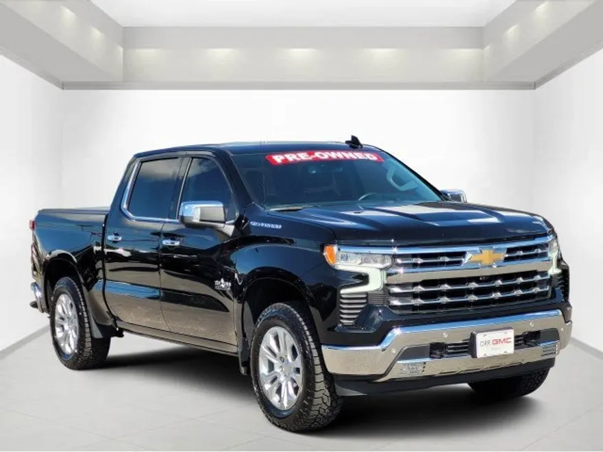 2022 Chevrolet Silverado 1500 LTZ photo 1
