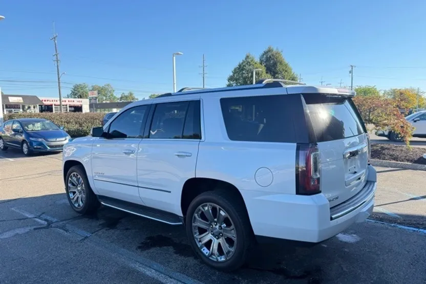 2016 Gmc Yukon Denali photo 1
