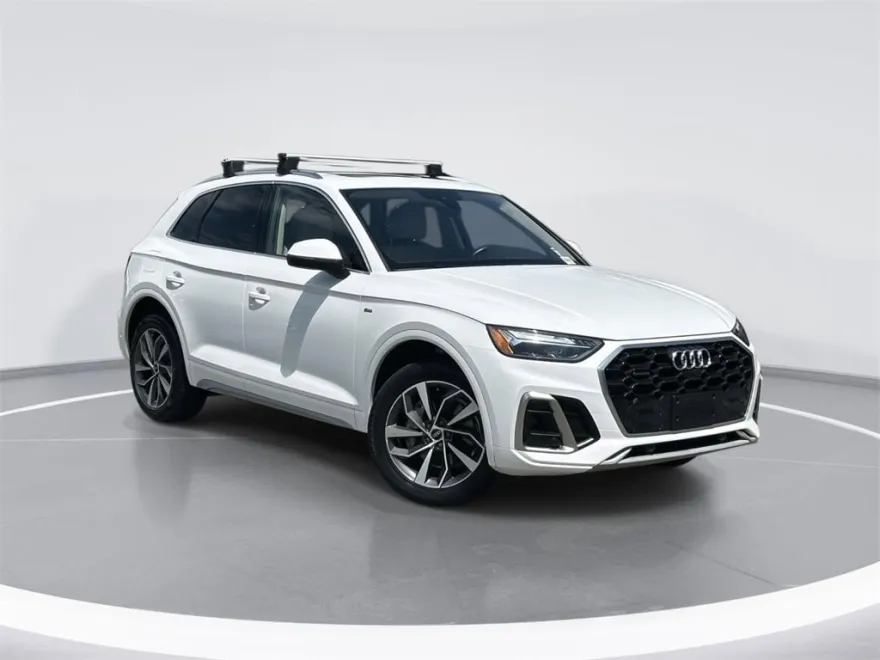 2024 Audi Q5 S line Premium Plus photo 1