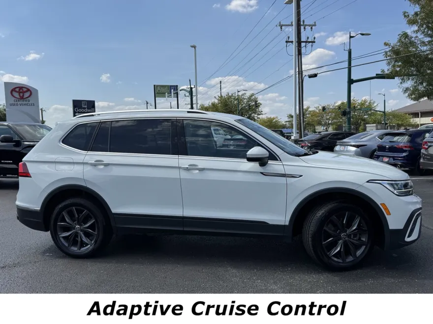 2024 Volkswagen Tiguan SE Wolfsburg Edition photo 1