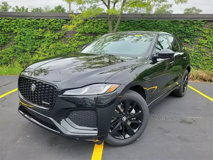 2025 Jaguar F-PACE P250 R-Dynamic S photo 1