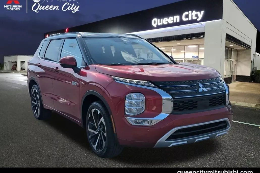 2025 Mitsubishi Outlander PHEV SEL photo 1