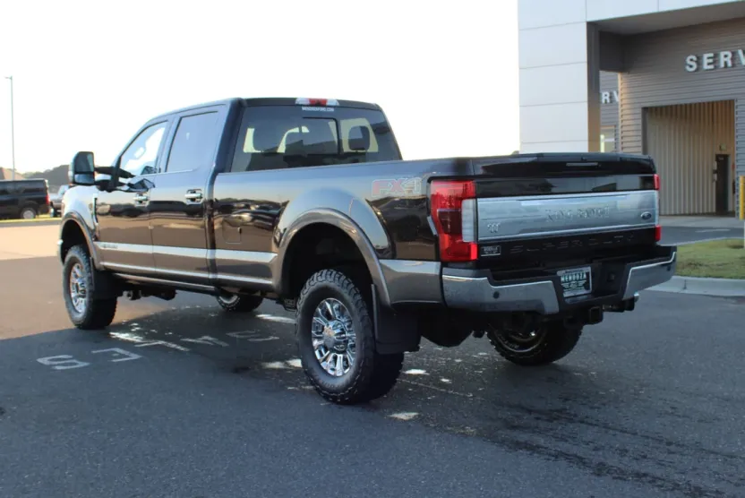 2019 Ford F-350 King Ranch photo 1