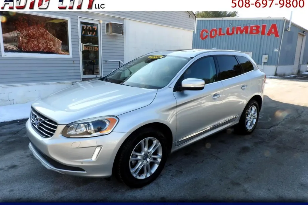 2016 Volvo XC60 T5 Platinum photo 1