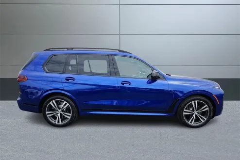 2025 Bmw X7 M60i photo 2
