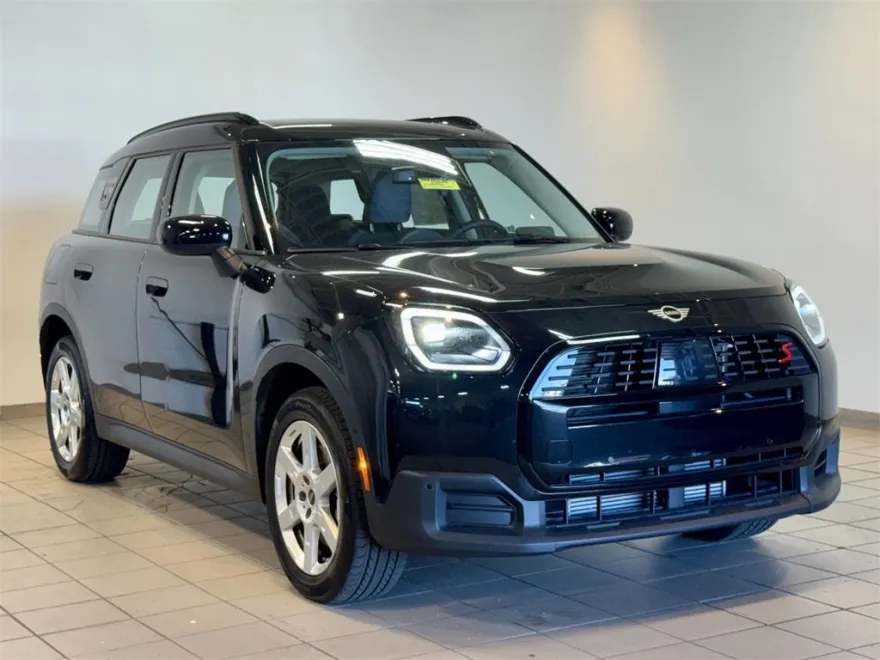 2025 Mini Countryman S ALL4 photo 1