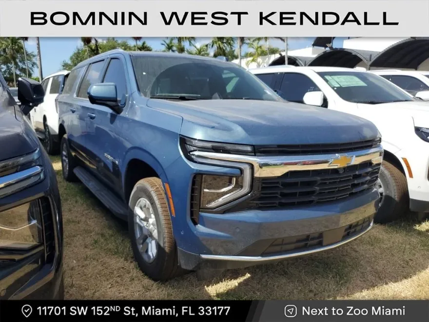 2025 Chevrolet Suburban LS photo 1