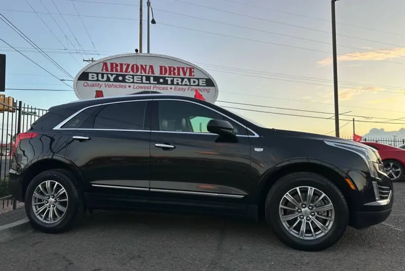 2017 Cadillac XT5 Luxury photo 1