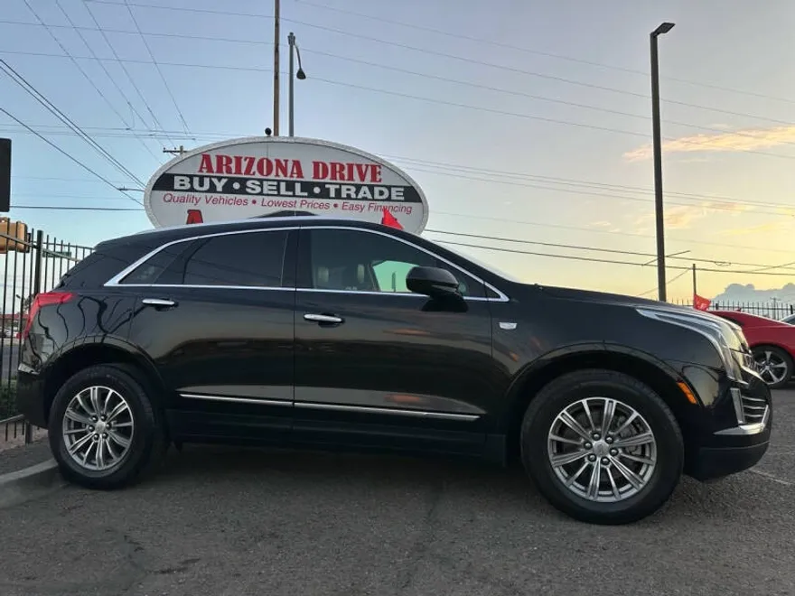 2017 Cadillac XT5 Luxury photo 1