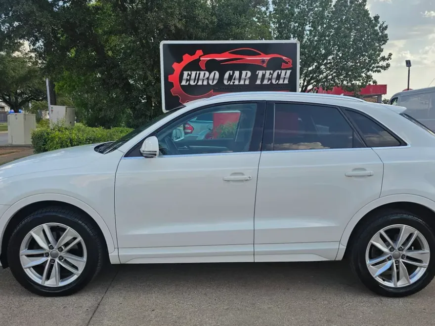 2016 Audi Q3 Premium Plus photo 1