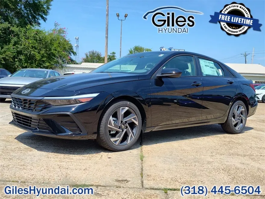 2025 Hyundai Elantra SEL Sport photo 1