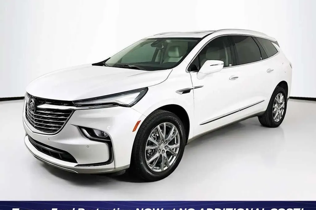 2022 Buick Enclave Essence photo 1