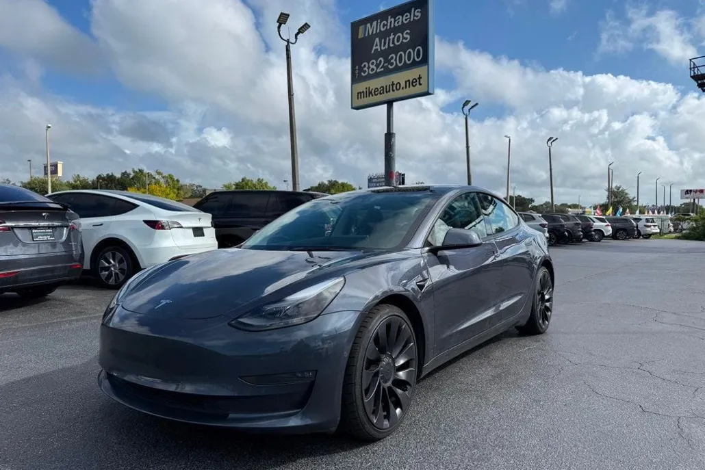 2022 Tesla Model 3 Performance photo 1