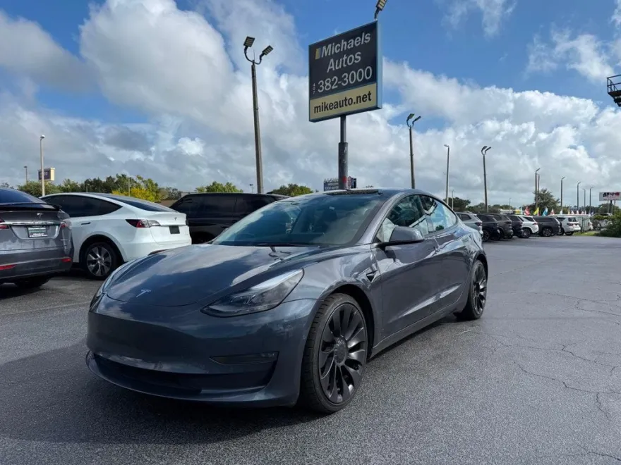 2022 Tesla Model 3 Performance photo 1