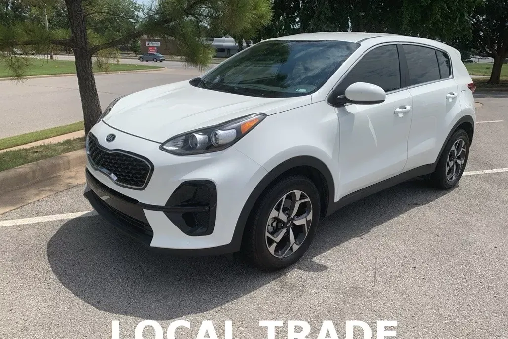 2020 Kia Sportage LX photo 1