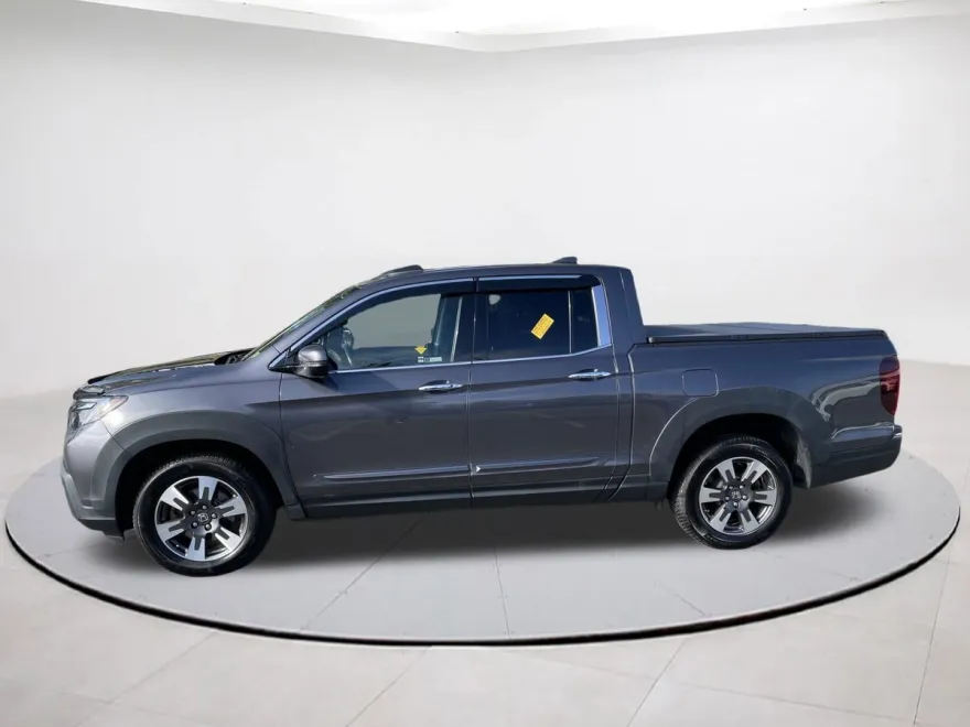 2019 Honda Ridgeline RTL-E photo 1