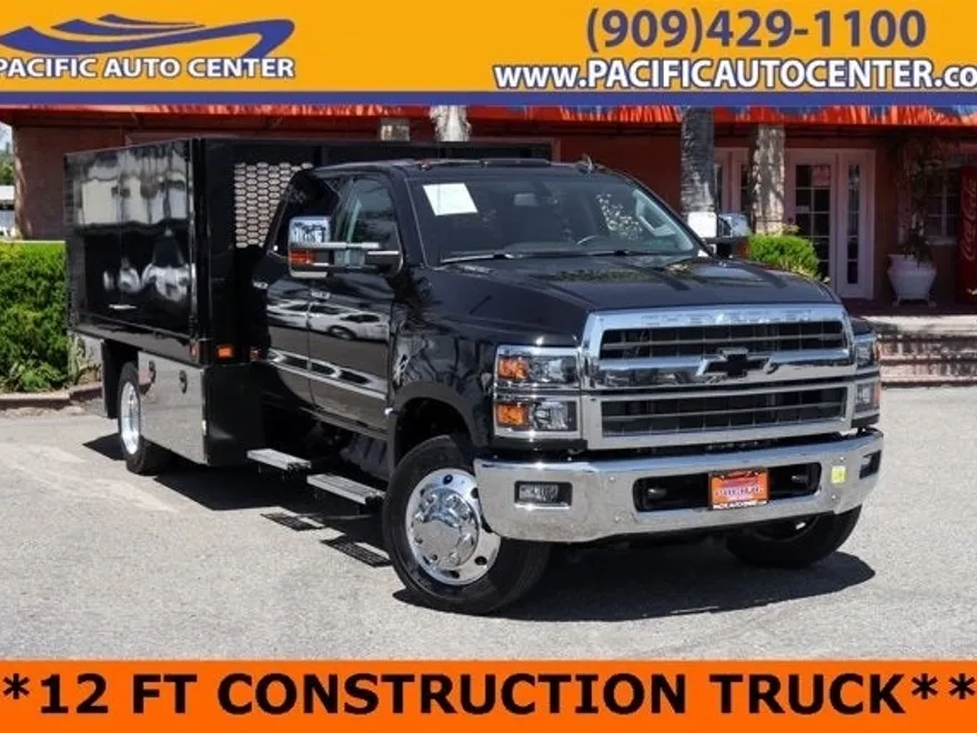 2021 Chevrolet Silverado LT photo 1