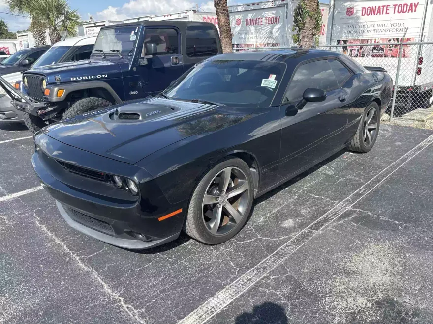 2015 Dodge Challenger R/T Plus Shaker photo 1