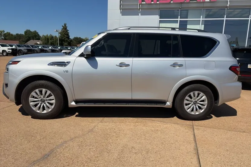2021 Nissan Armada SV photo 1
