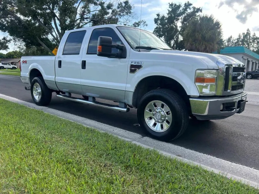 2008 Ford F-250 XL photo 1