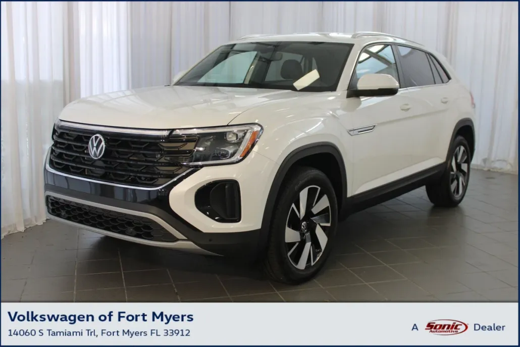 2026 Volkswagen Atlas Cross Sport SE Technology photo 1