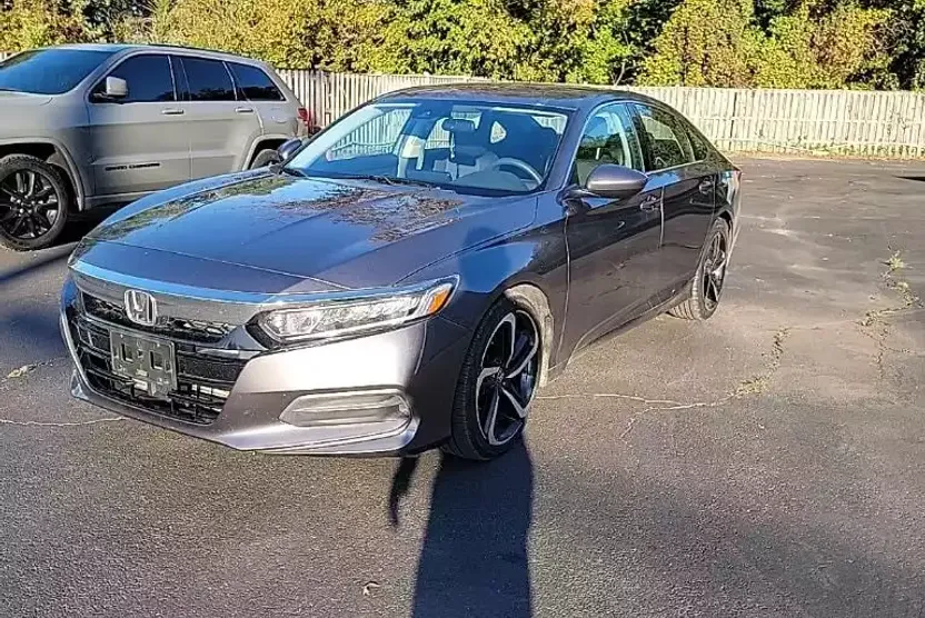 2018 Honda Accord LX photo 1